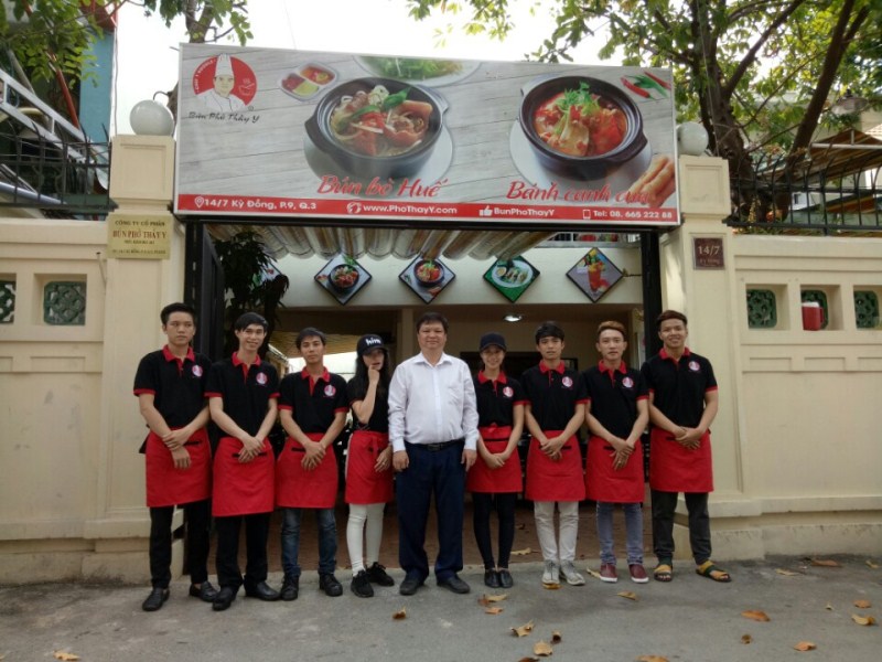 Chủ nhân Nhà hàng Phở Khang dành lời cảm ơn đến Người Thầy dạy Phở