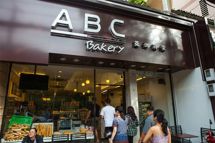 Học làm bánh Á để mở tiệm kinh doanh