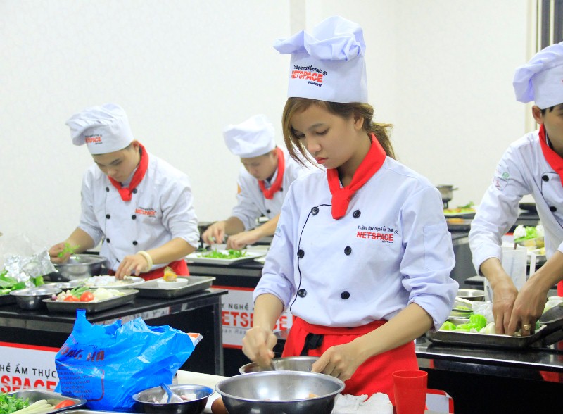 Học Bếp Quốc tế dễ dàng có cơ hội làm việc tại nước ngoài