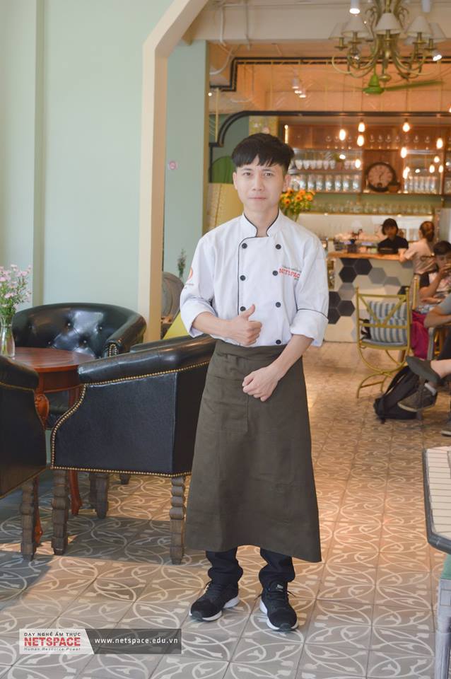 Lê Hoàng Giang - Học viên Bếp Quốc Tế làm việc tại Nhà hàng Pavilion The Garden Cafe