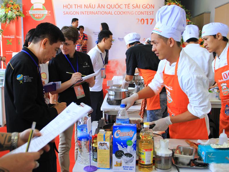 Thầy Vũ Nhất Thông Netspace tham gia Hội thi nấu ăn Quốc tế Sài Gòn 2017