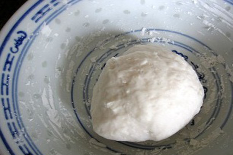 Cách làm Bánh bột lọc nhân đậu xanh ngon không dừng đũa