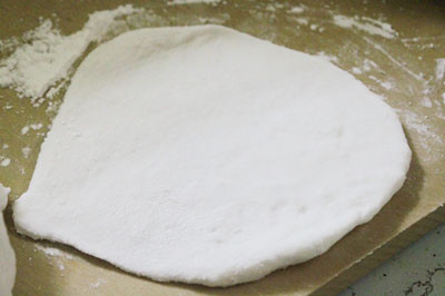 Cách làm sợi bánh canh bột sắt tại nhà