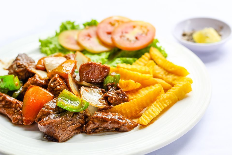 Cách làm bò lúc lắc cực thơm ngon hấp dẫn ai cũng ghiền