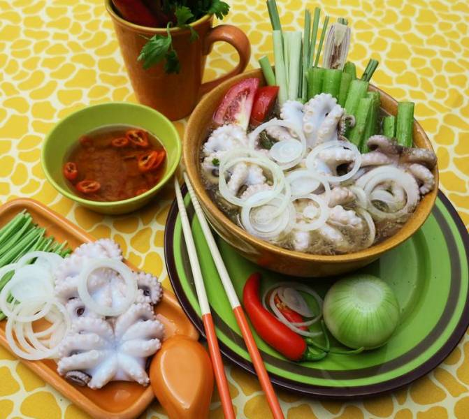 Vua Cua - Quán ăn hải sản hút khách tại Đà Nẵng