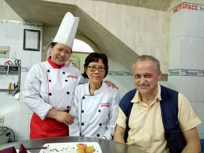 Chị Lan mở Nhà hàng Com Saigon tại thành phố Florence nước Ý