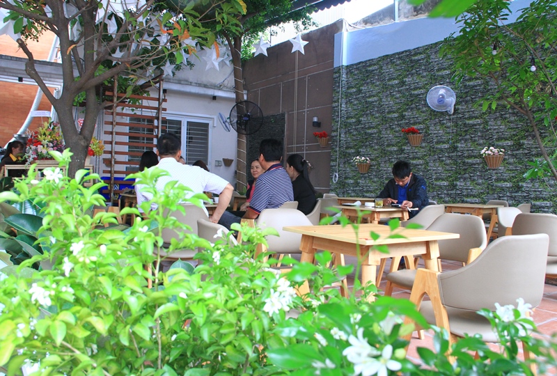 EQ Coffee VietNam – Không gian cafe đánh thức mọi giác quan của bạn
