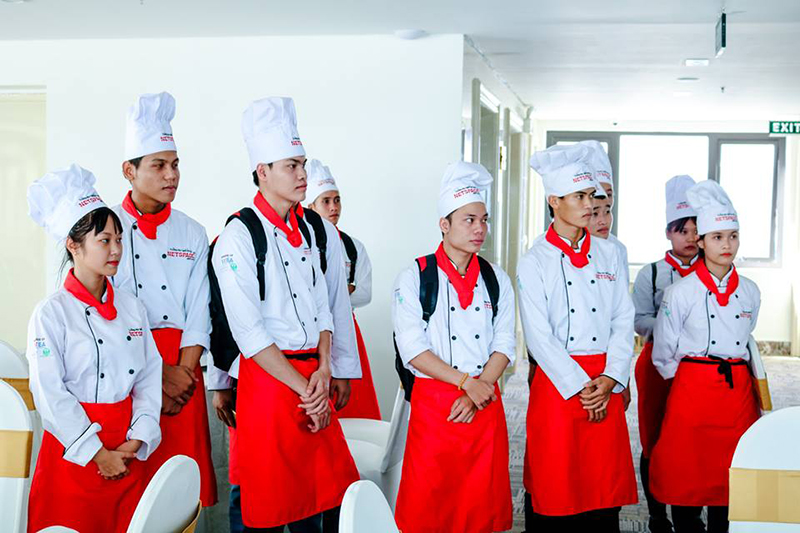 Học viên Đà Nẵng tham quan trải nghiệm thực tế tại khách sạn 4 sao