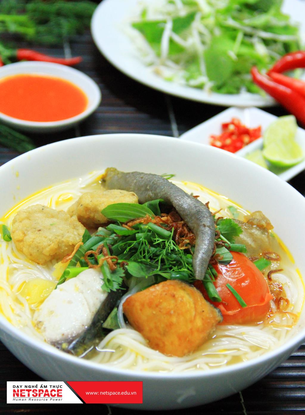 Học nấu Bún chả cá Nha Trang