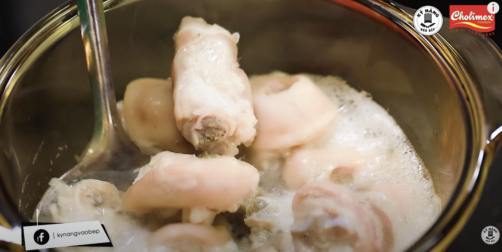 Cách làm Giò Heo Kho Sả Ớt thơm ngon đậm đà cho bữa cơm hấp dẫn