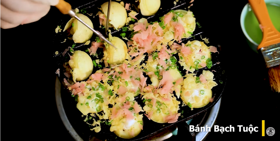 Cách làm bánh Takoyaki Nhật Bản đơn giản, hấp dẫn, chuẩn vị Nhật